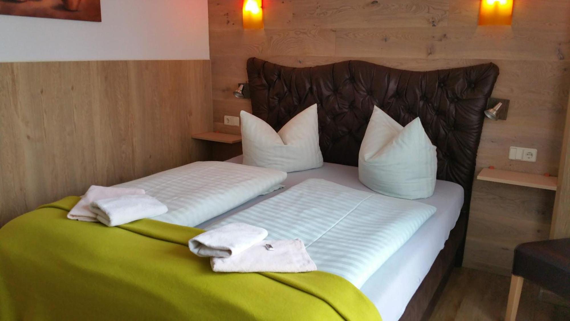 Landhotel Waldschloesschen Mit Gaststube Sohland an der Spree Экстерьер фото